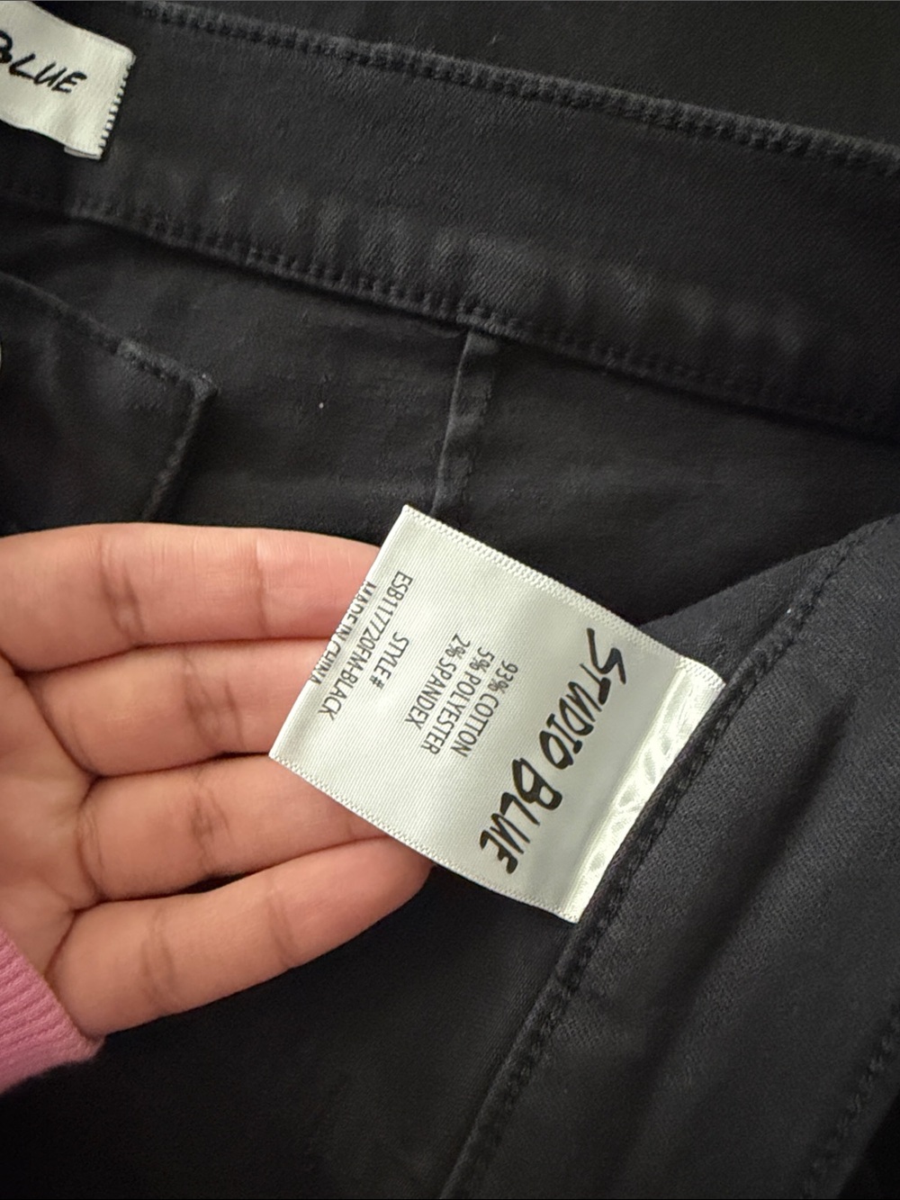Studio Straight Leg Black Pants In Black  | Sz 31 - Picture 4 of 5